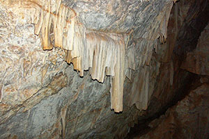 Σπήλαιο Πελεκητά